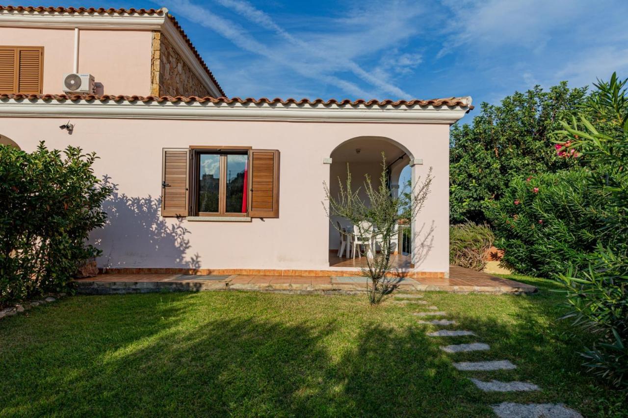 Appartamento Residenziale Trilocale 6 Posti Letto Via Sardegna San Teodoro Сан-Теодоро Экстерьер фото